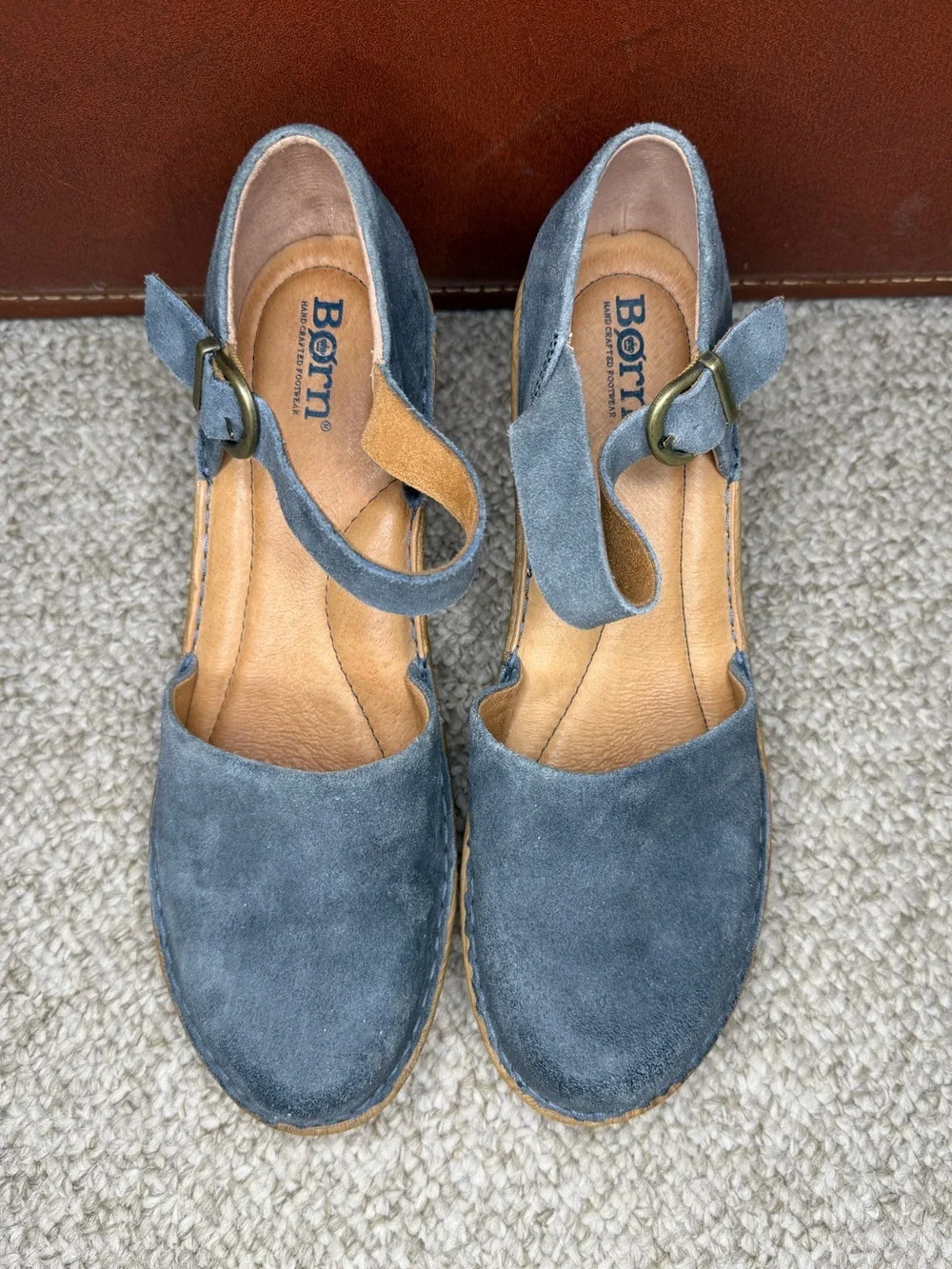 NWOT Born Nellie leather wedges